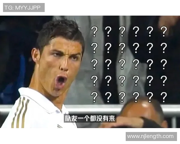 偶像与足球明星首次见面时的尴尬瞬间与搞笑反应大揭秘